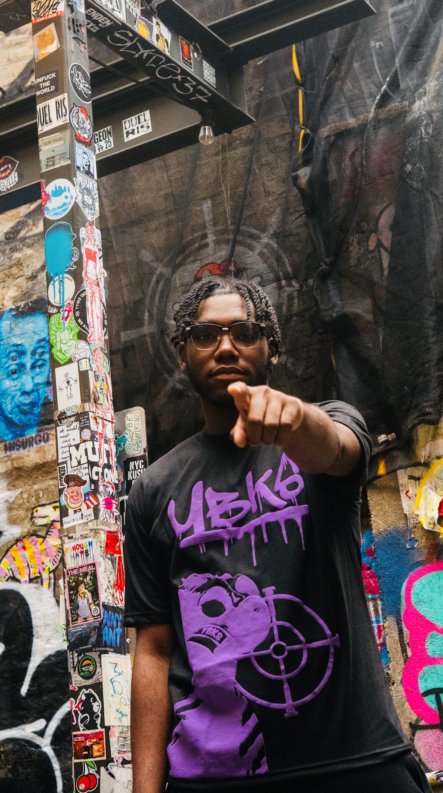 (Black/Purple) YBKS T-SHIRT
