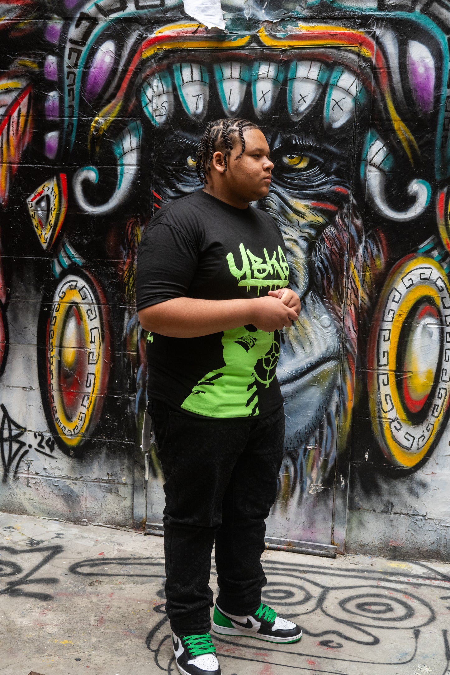 (Black/Lime Green) YBKS T-SHIRT